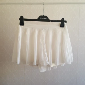  - Short från bikbok