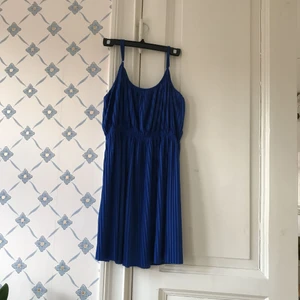  - Klänning st s , men stor storlek jag kan säga den är one size 