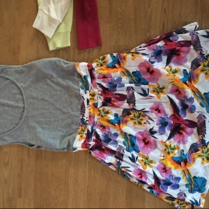  - Klänning för sommaren