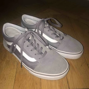  - Vans i super fint skick!! Använda Max 5 ggr. Säljs då jag inte använder dom. Köpare står för frakt.