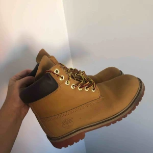  - Säljer timberland känga. Används aldrig. 