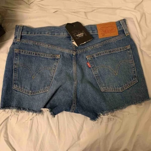  - Helt oanvända Levis shorts, modellen är 501