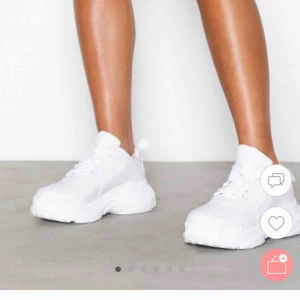  - Funderar att sälja mina skor från Nelly pga dom är lite för stora tyvärr, kan skriva egna bilder vid intresse🧡🧡