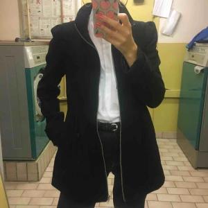 Svart kappa 🖤 - Söt kappa från Hm 🖤