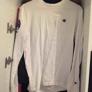  - Helt nytt skick! Andvänd få gånger. Priset kan säljas vid snabb affär!