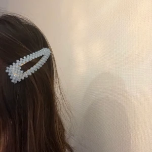 Klämma - Super fin klämma i pärlor 💙💙