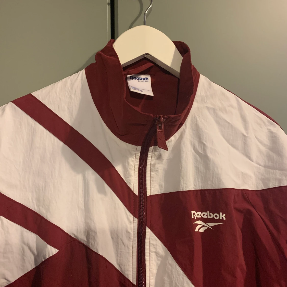 Reebok Vector Track Jacket strl S - 91