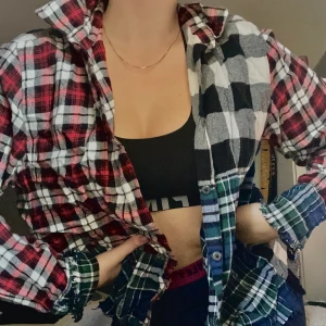 Mönstrad skjorta - Cool skjorta att ha runt midjan men även extremt skön att ha på sig lite pösigt, ”relaxed fit”