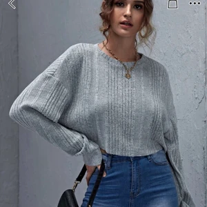 Grå  - Helt ny men inte riktigt min stil🤩