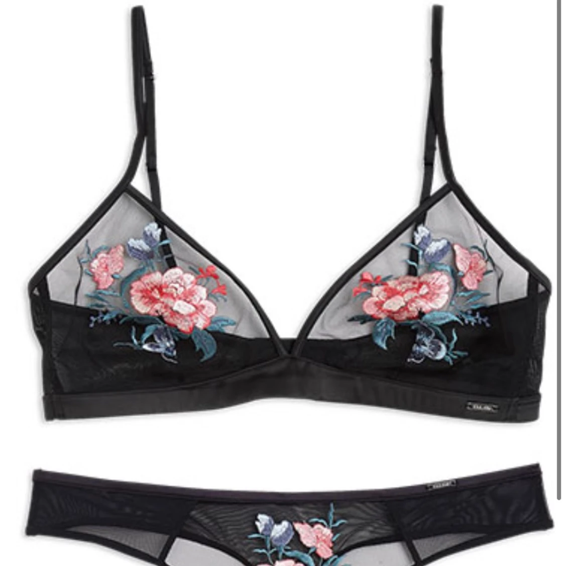 Super fin bh med broderingar på