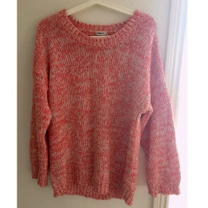  - Stickad tröja från Filippak. I fint skick! 