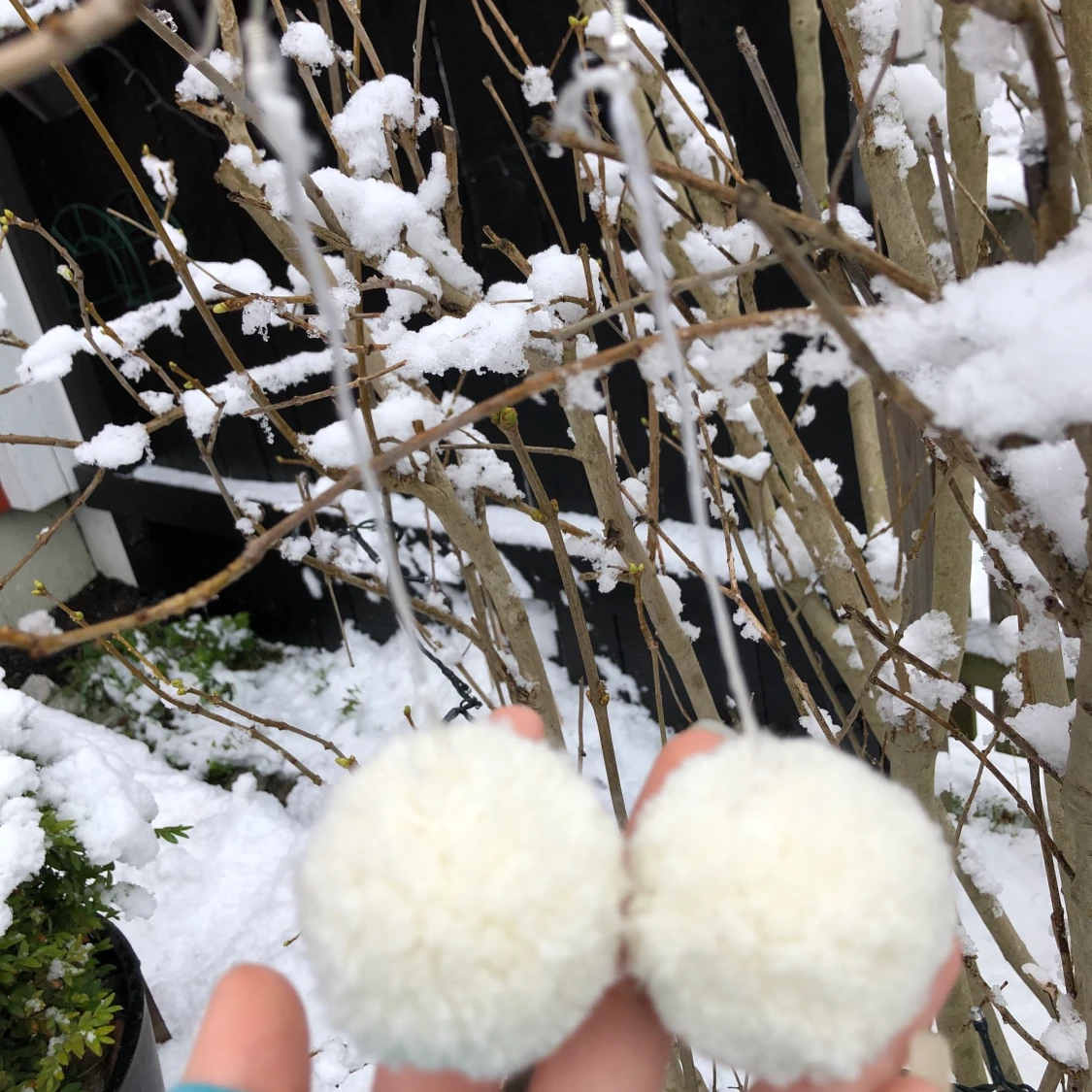 Garnbolls örhängen  - 91