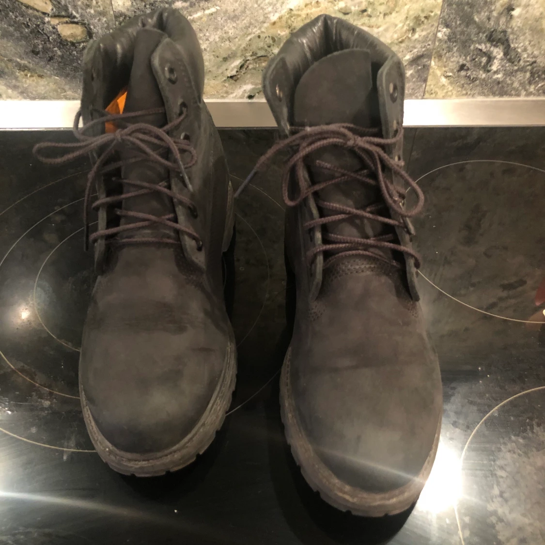 Svarta Timberlands 38.5 - 91