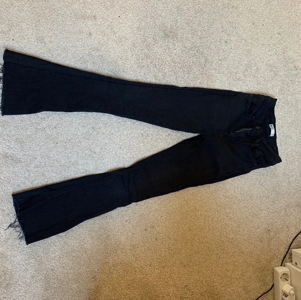 Använda bootcut jeans från Gina. Passar inte mig och därmed ingen bild på. . Jeans & Byxor.