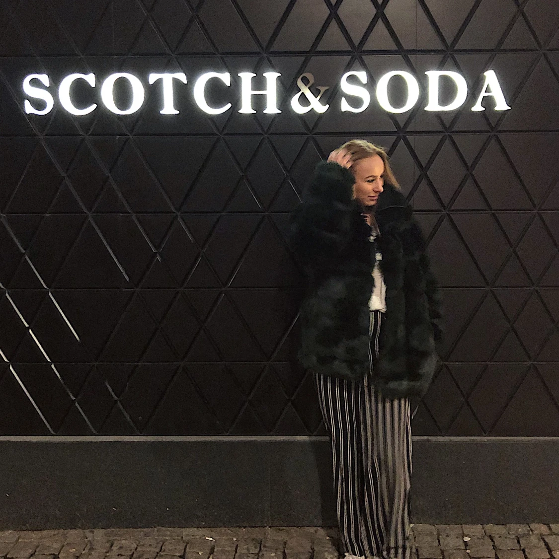 Mörkgrön pälsjacka - 90