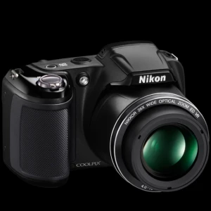  - Säljer min fina Nikon COOLPIX L330, har inte fått användning för den och därför är den till försäljning. Den är av den enklare modellen vilket gör det lätt att förstå sig på den. Man får med USB-kabel, ViewNX2 skiva, kamerabandet och bruksanvisning.