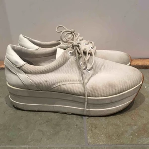  - Vita vagabond skor. Använda men hela! 