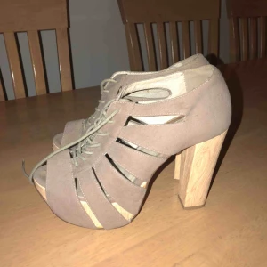  - Använd fåtal gånger. 