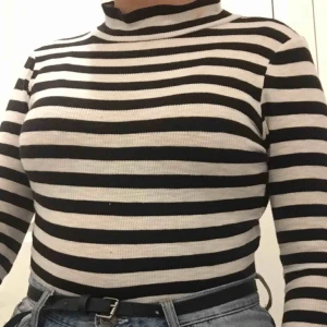  - Snygg samt skön tröja 