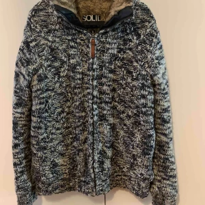 Solid jeans jacka - Herr tröja i storlek M Fin skick Finns i Odenplan Stockholm