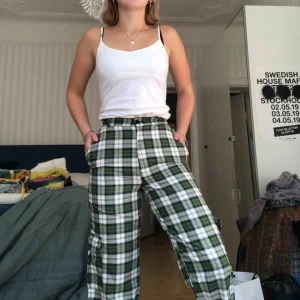  - The ragged priest byxor som aldrig kommit till användning as coola byxor som verkligen ör ett statements piece i garderoben