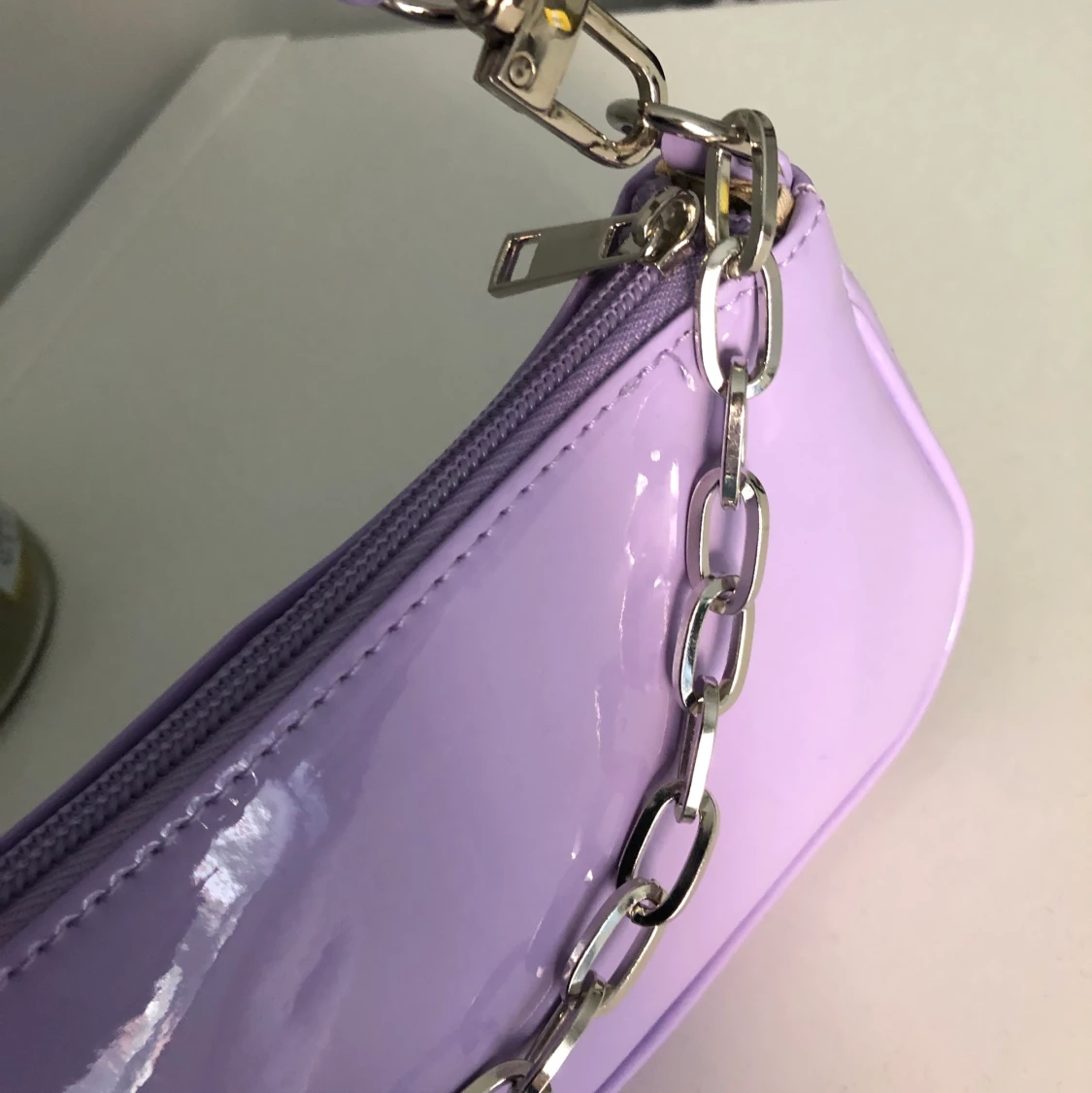 Lila väska - 90