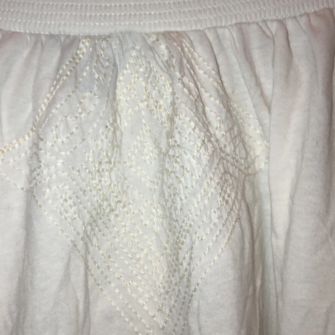 Vit off-shoulder - 90