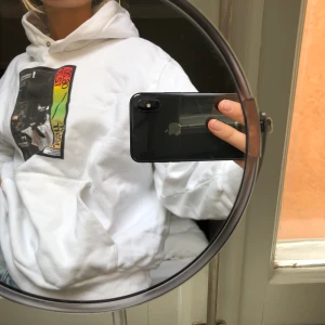 Hoodie - Så fin hoodie som tyvärr har blivit för liten:(