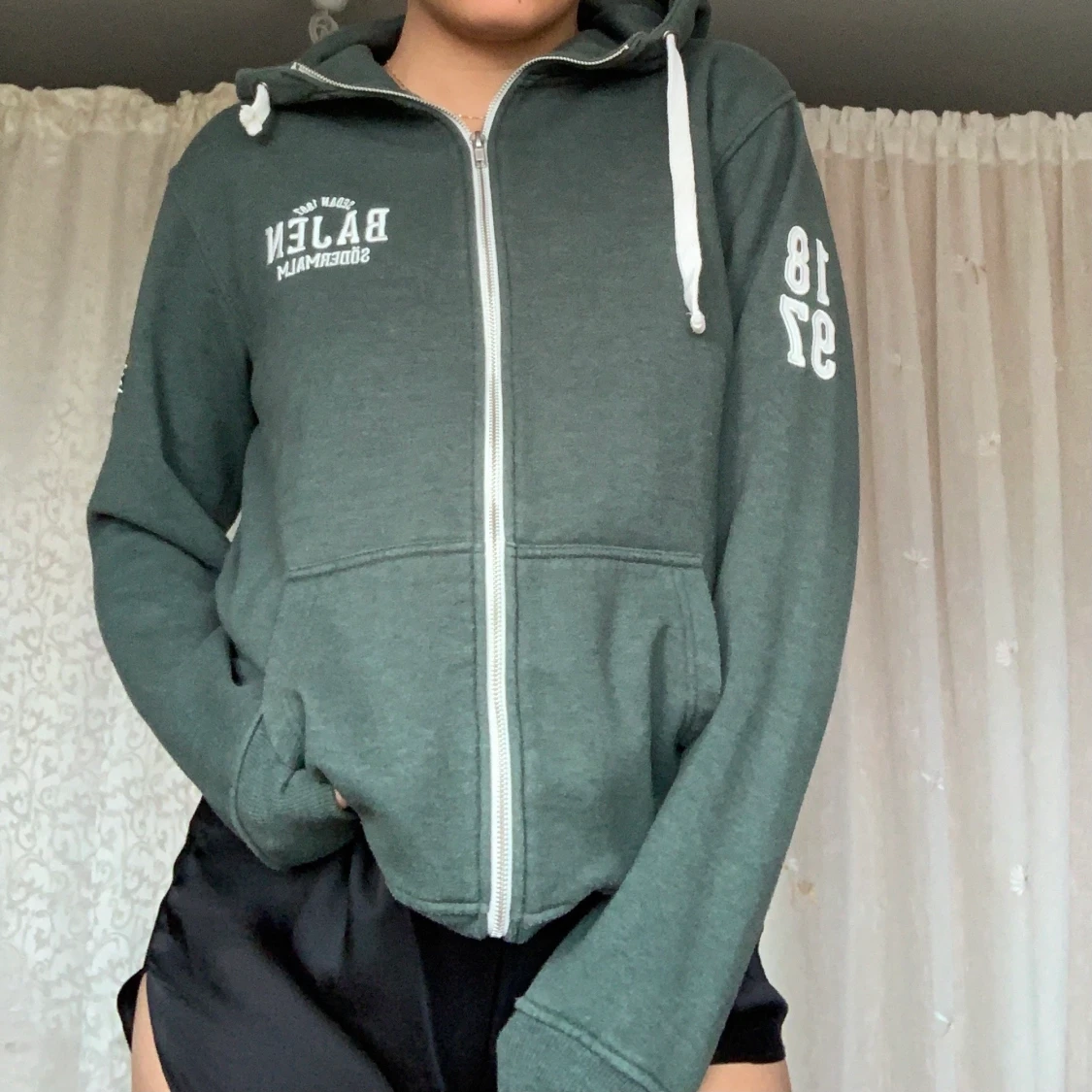 Snygg/mysig mörkgrön kofta - 91