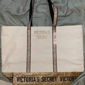 Helt oanvänd strand väska från Victoria secret