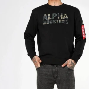 Alpha sweatshirt  - Alpha sweatshirt. Helt oanvänd i storlek M