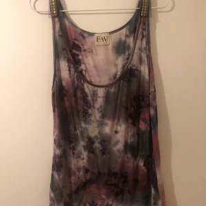 FAV oversize linne - Använd Max 2 gånger, oversized, kan skickas om köparen står för frakt