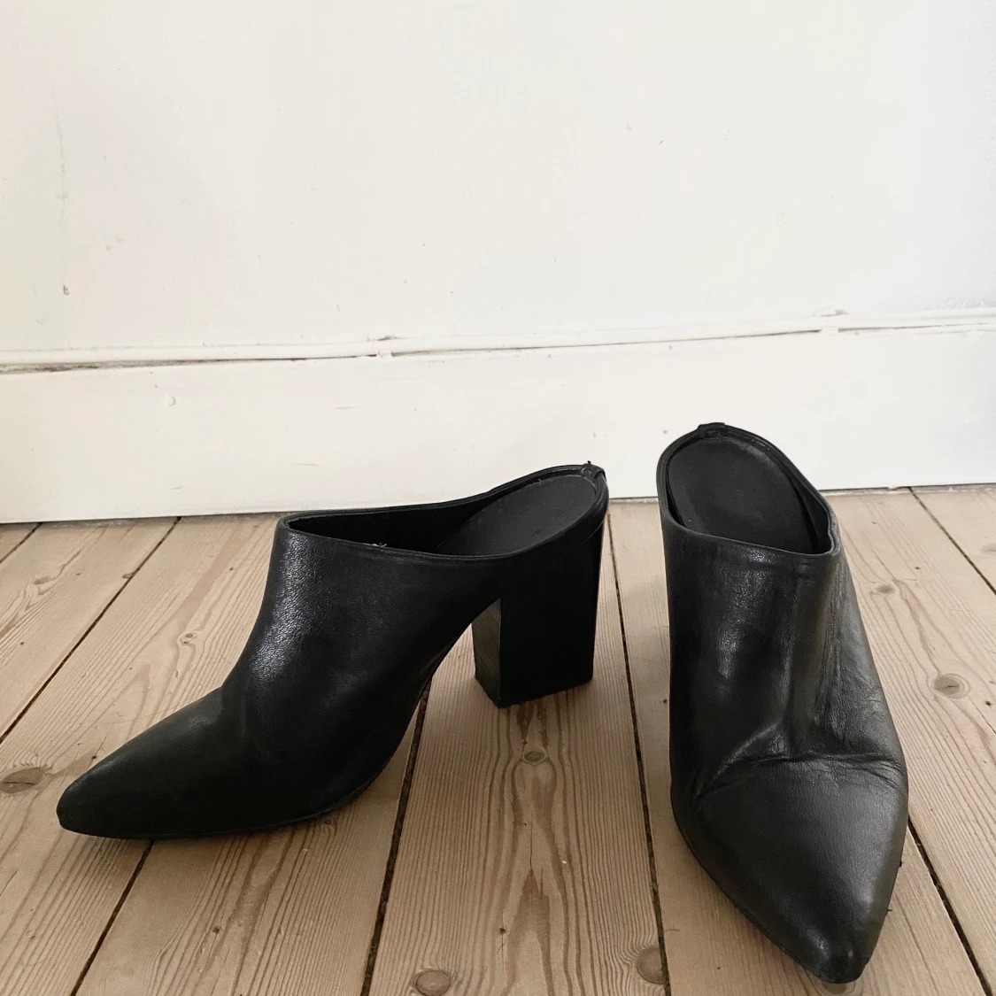 Snygga klackar i st 36