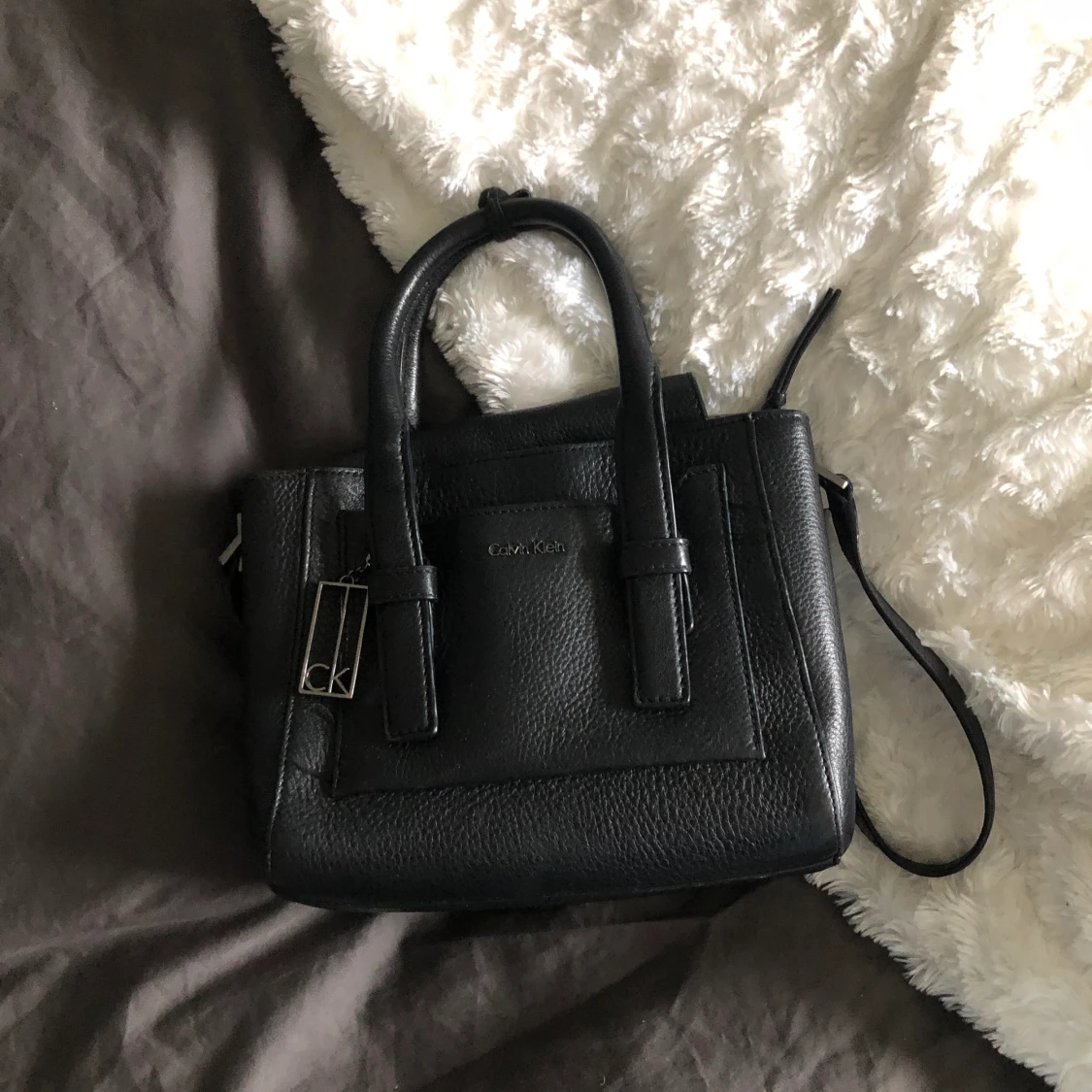 Calvine Klein väska  - 90