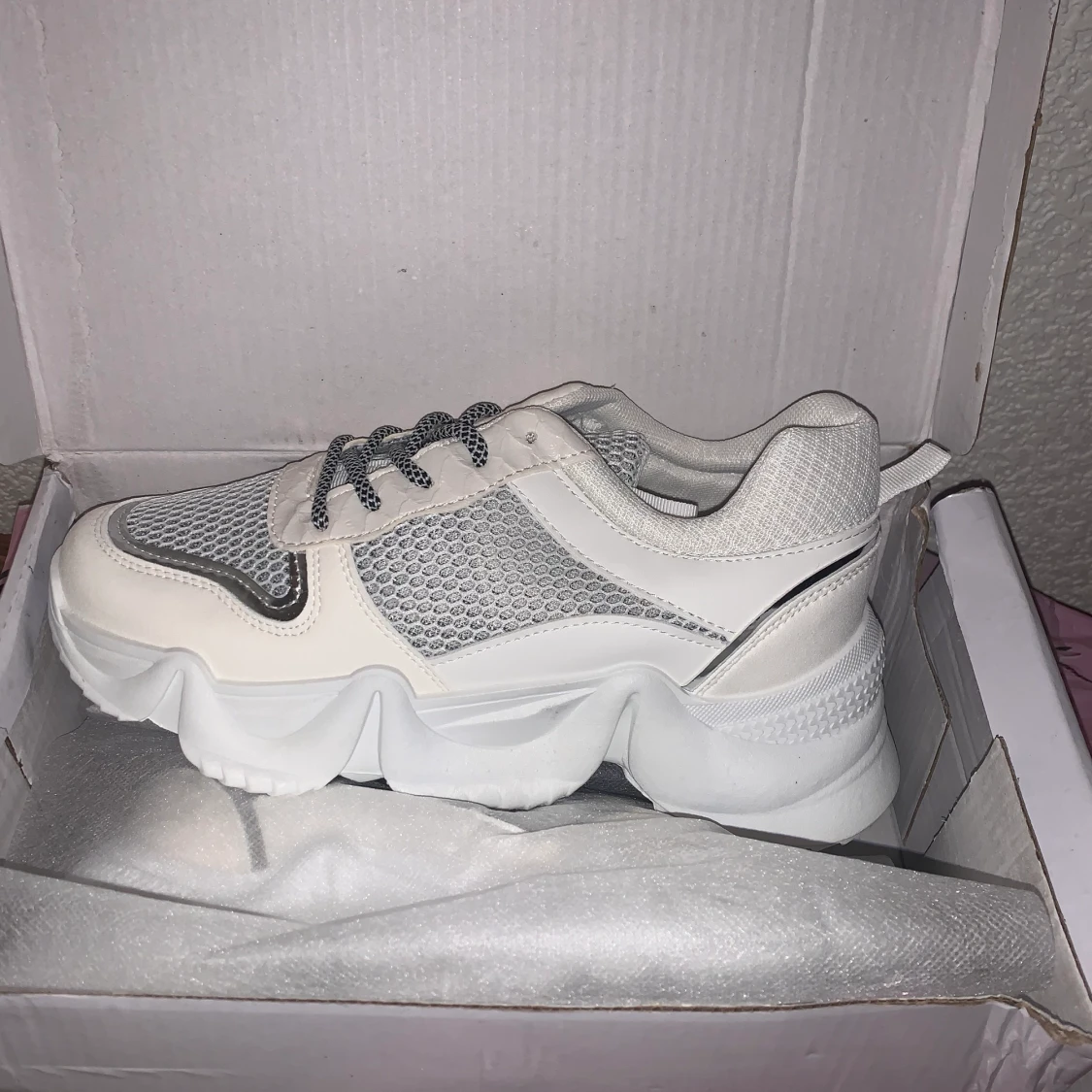 Sneakers skor stlk 40