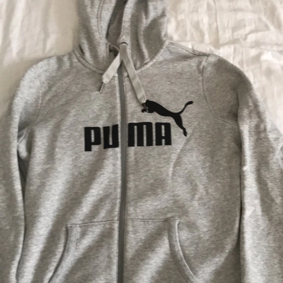 Puma zip-up hoodie - 90