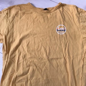 Vintage Lee T-shirt - Cool vintage lee t-shirt, frakt ingår ej. 🥳