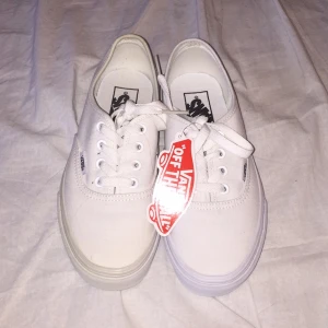  - Aldrig använda Vans med prislapp kvar