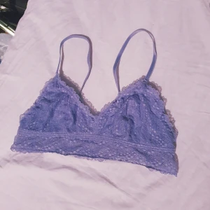 Baletten ljusblå - Ljusblå baletten i strl s/m jättefin säljer endast för att den är förliten på mig ♡