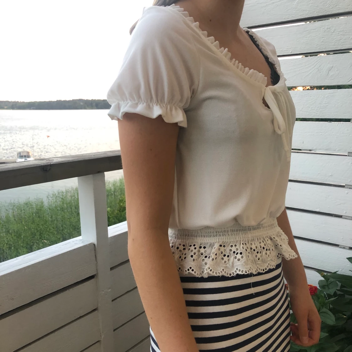 Somrig vit croppad topp - 90