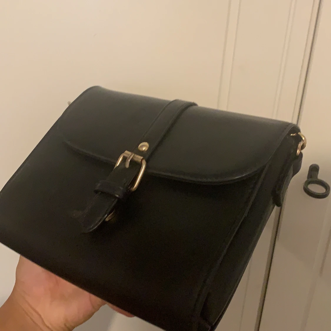 Svart sido väska med band  - 90