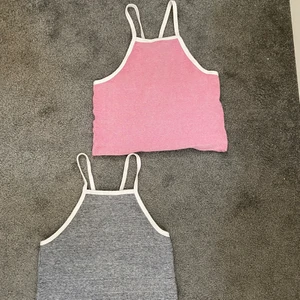  Linnen Från zara  - 2 jättefina linnen från zara. Använt max 3 gånger så nyttsick! 100kr + 50kr frakt