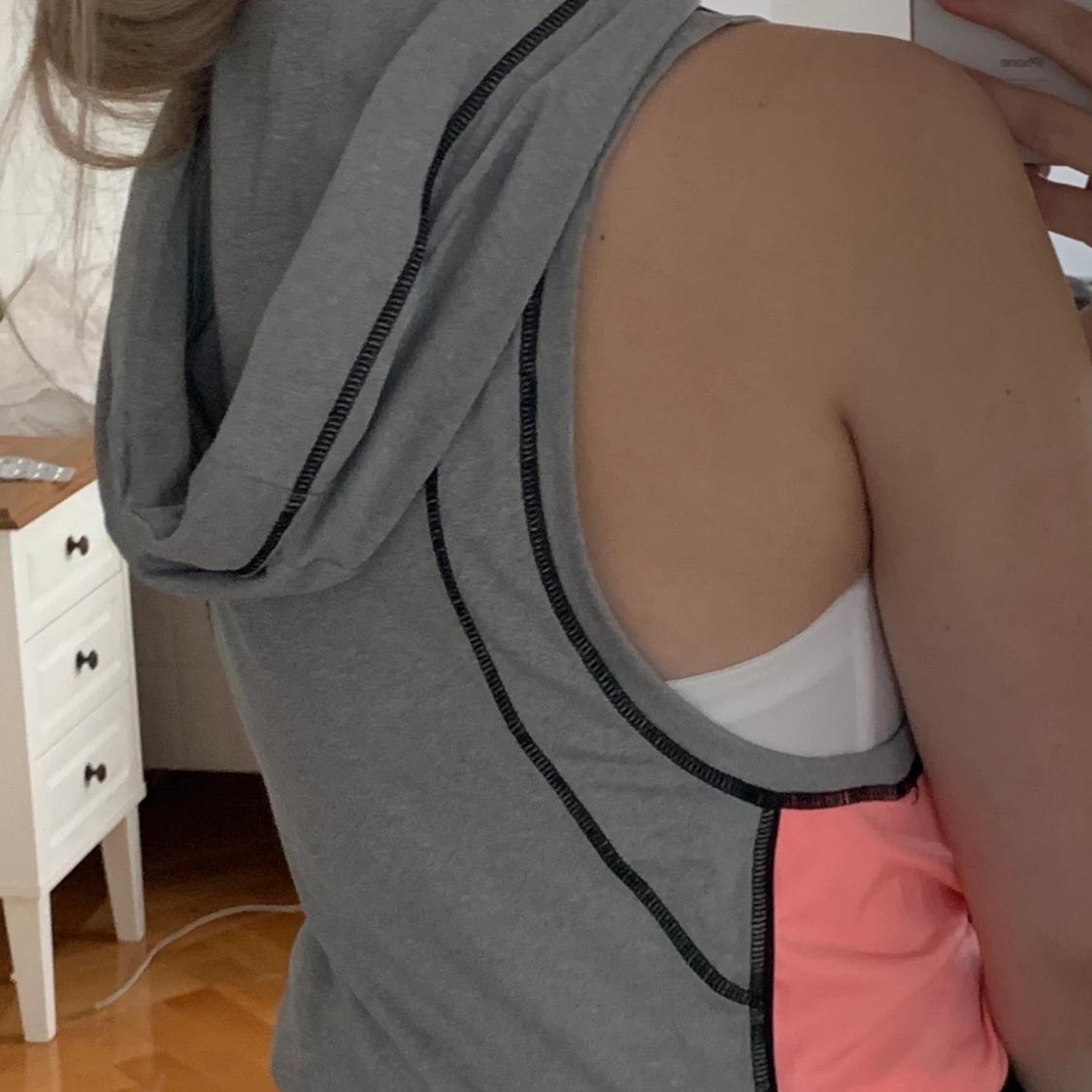 Träningstopp i storlek XS - 90