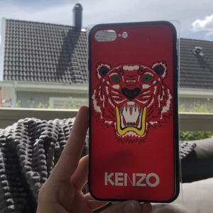 Kenzo skal - Säljer detta sjukt snygga kenzo skal som passar 7/8+ INGA SKADOR