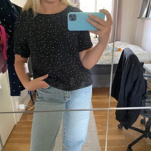 Söt blus - Använder inte, därför säljer jag den