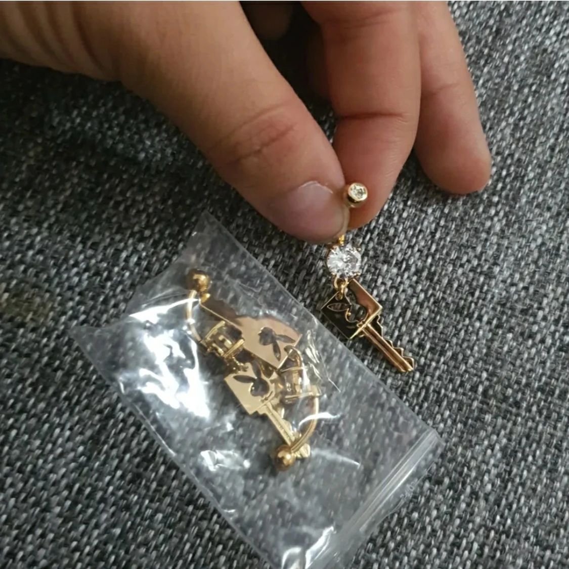 Playboy nyckel guldpiercing - 91