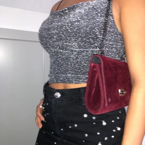 Glittrigt linne  - Perfekt till fest, nyår, eller bara ett finare linne, bara använd en gång 