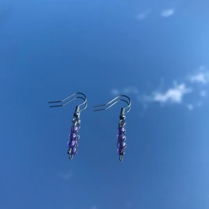 Örhängen  - Säljer dom här super fina örhängena🥰