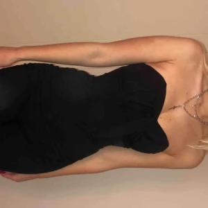  - Jättesnygg byxdress. Säljs pågrund av att den är för liten 