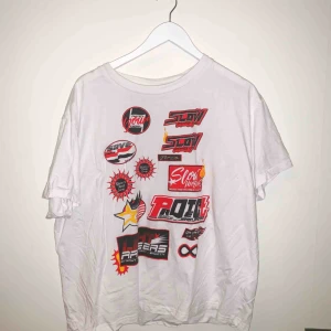  - Racer T-shirt 